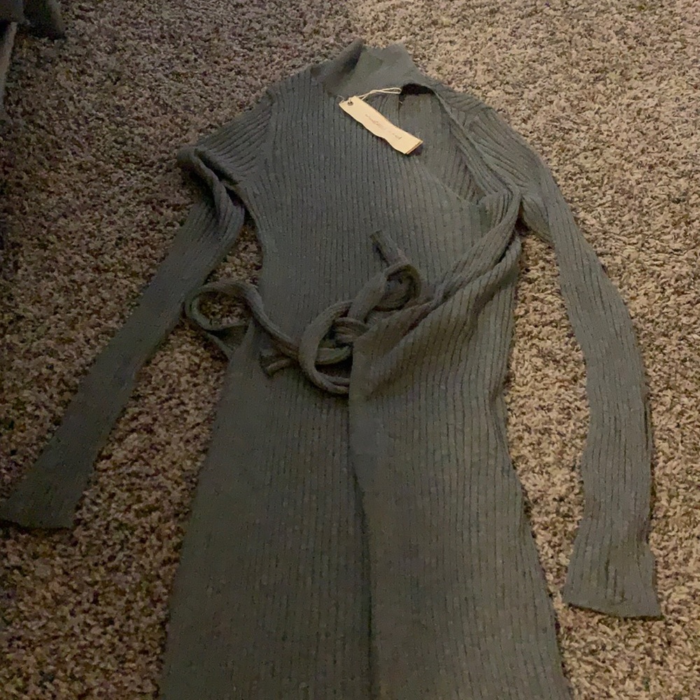 Grey sweater dress. Size Large.